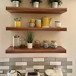 別荘 3 Bed House Near Centre With Off Road Parking