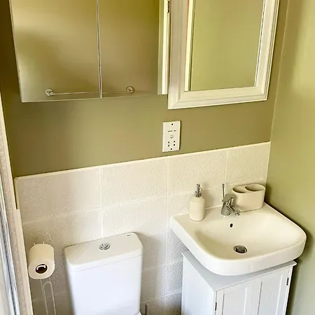 3 Bed House Near Centre With Off Road Parking